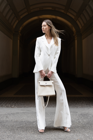 Completo Nuage Bianco con Pantalone a Campana