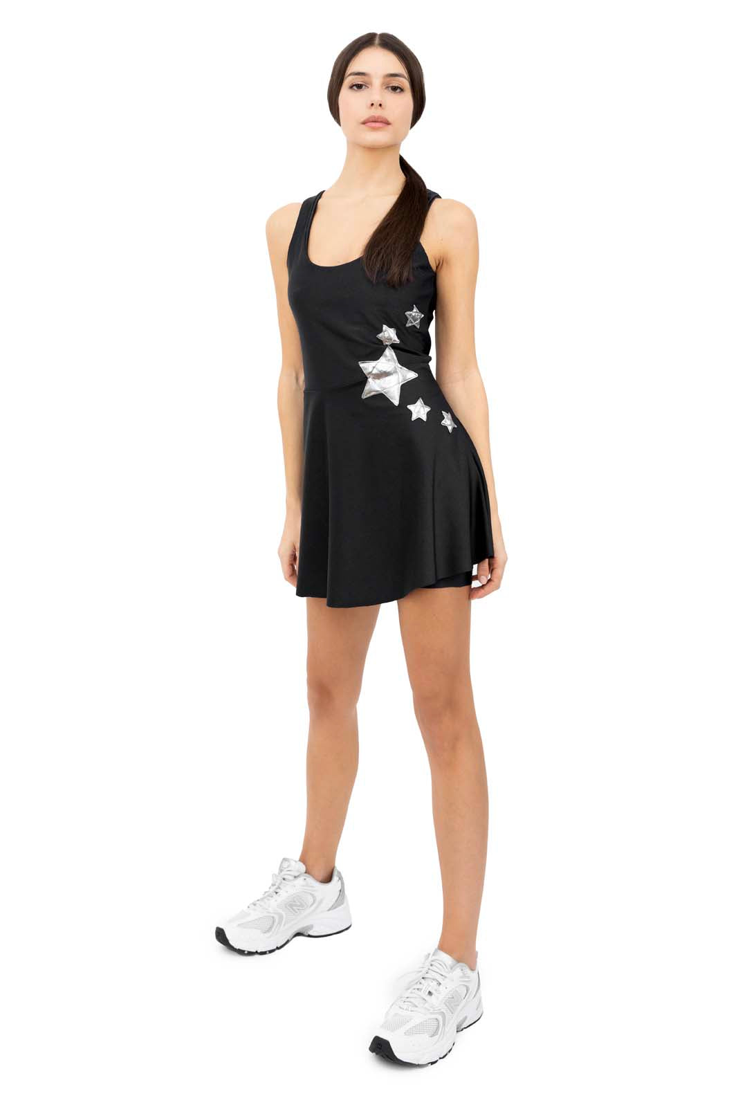 Vestito padel nero con stelle applicate – L'Equilibriste